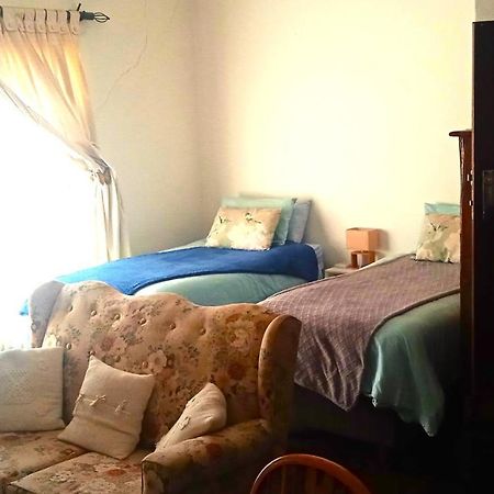 Rheola'S Guest Cottage Гаррисмит Экстерьер фото