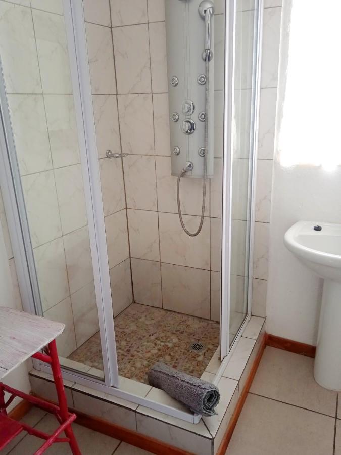 Rheola'S Guest Cottage Гаррисмит Экстерьер фото